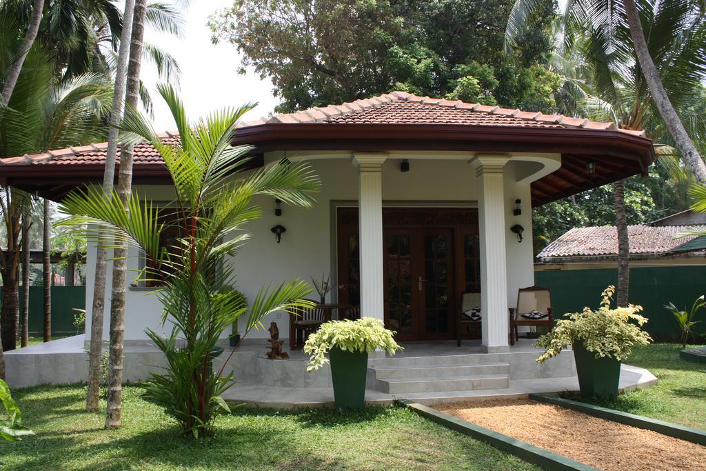 Hotel Aliya Lanka Beruwala Exterior foto